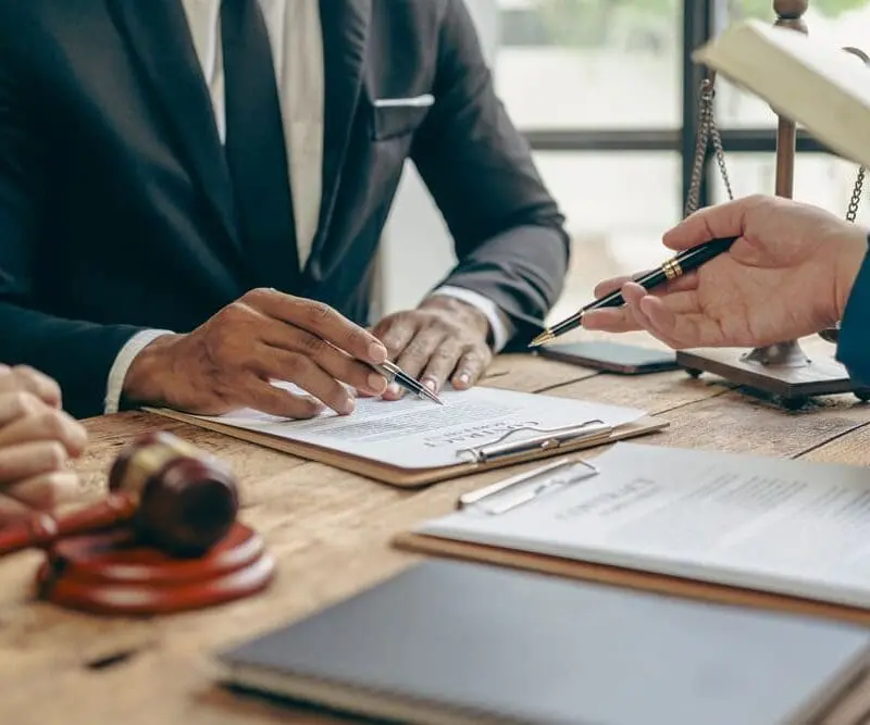 Free Lawyer Consultation: What To Expect