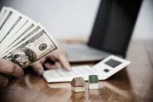 How to Avoid Paying Taxes on Settlement Money