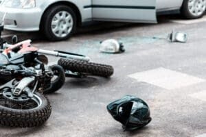 ¿Debería contratar a un abogado por un accidente de motocicleta?