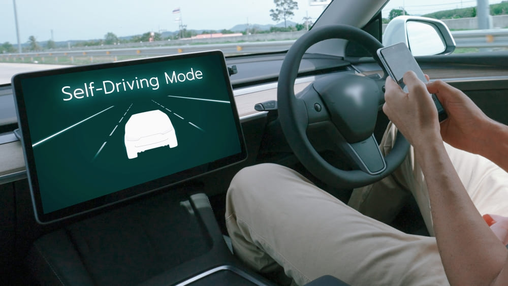 vehicle in self-driving mode