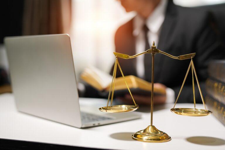 Do I Need a Car Accident Lawyer if There Is No Police Report Yet?
